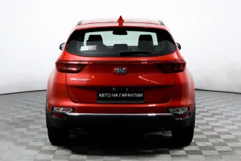Kia  6