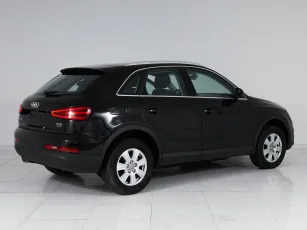 Audi  6