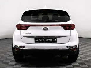 Kia  6