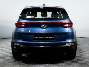 Kia  4