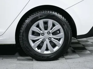 Hyundai  5