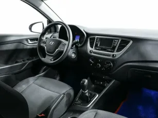 Hyundai  6