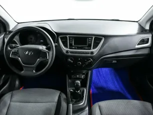 Hyundai  7