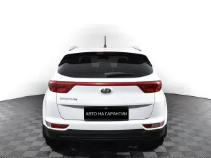 Kia  6
