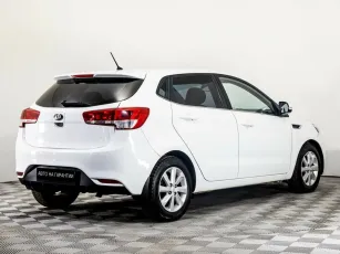 Kia  3