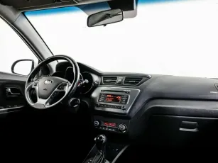 Kia  5