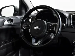 Kia  12