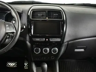 Mitsubishi  10