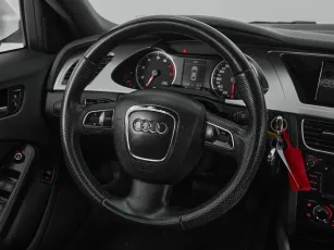 Audi  10