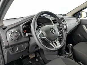 Renault  11