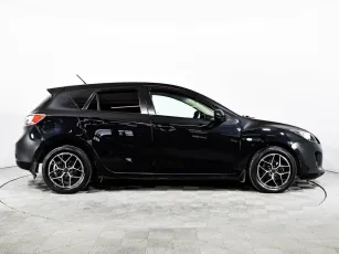 Mazda  4