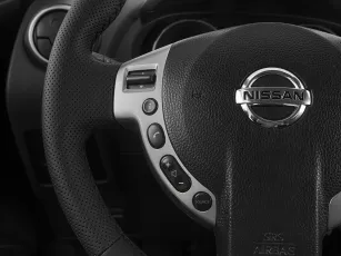 Nissan  11