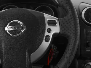 Nissan  12