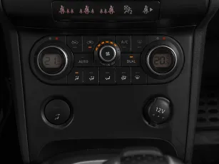 Nissan  16