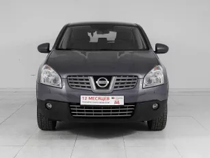 Nissan  2