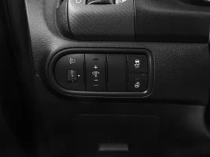 Kia  14