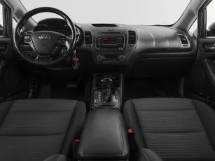 Kia  8