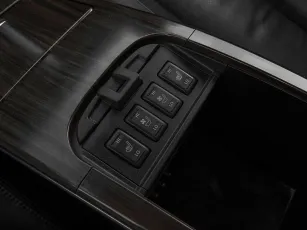 Nissan  20