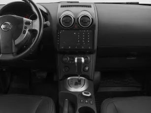 Nissan  15