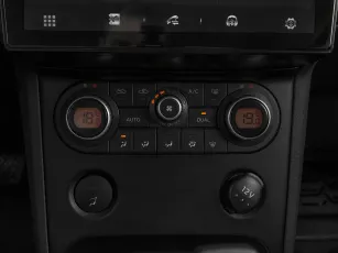Nissan  17