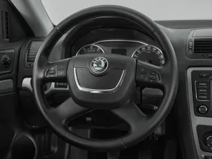 Skoda  10
