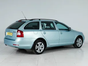 Skoda  6