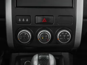 Nissan  15