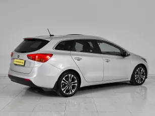 Kia  6