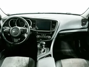 Kia  9