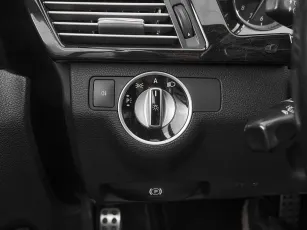Mercedes-Benz  14