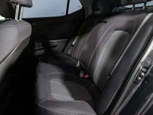 Kia  9