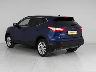 Nissan  4