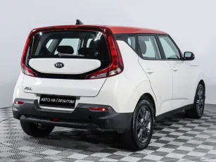 Kia  5