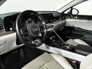 Kia  9