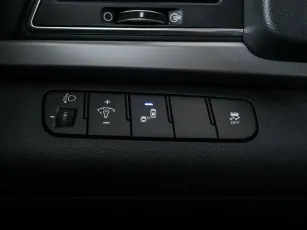 Hyundai  10