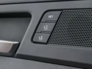 Hyundai  12