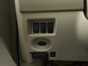 Infiniti  15