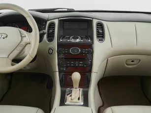 Infiniti  18