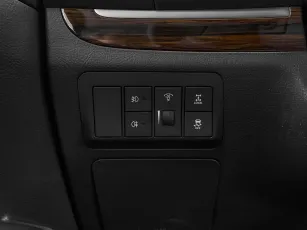 Hyundai  13