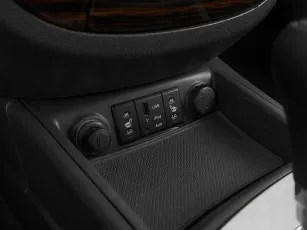 Hyundai  18