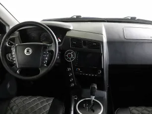 SsangYong  6