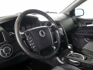 SsangYong  9