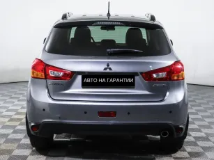 Mitsubishi  4