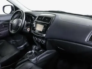 Mitsubishi  5