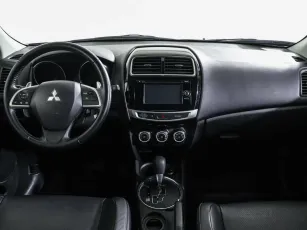 Mitsubishi  6