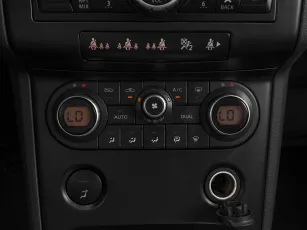Nissan  16