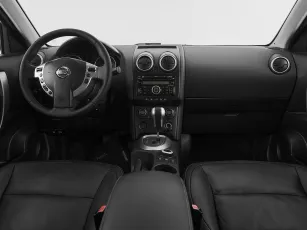 Nissan  8