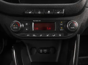 Kia  15