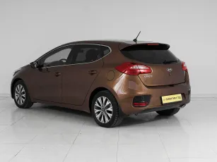 Kia  4