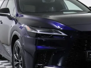 Lexus  6